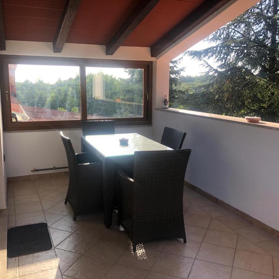 Apartman Villa Romana 그로즈냔 외부 사진